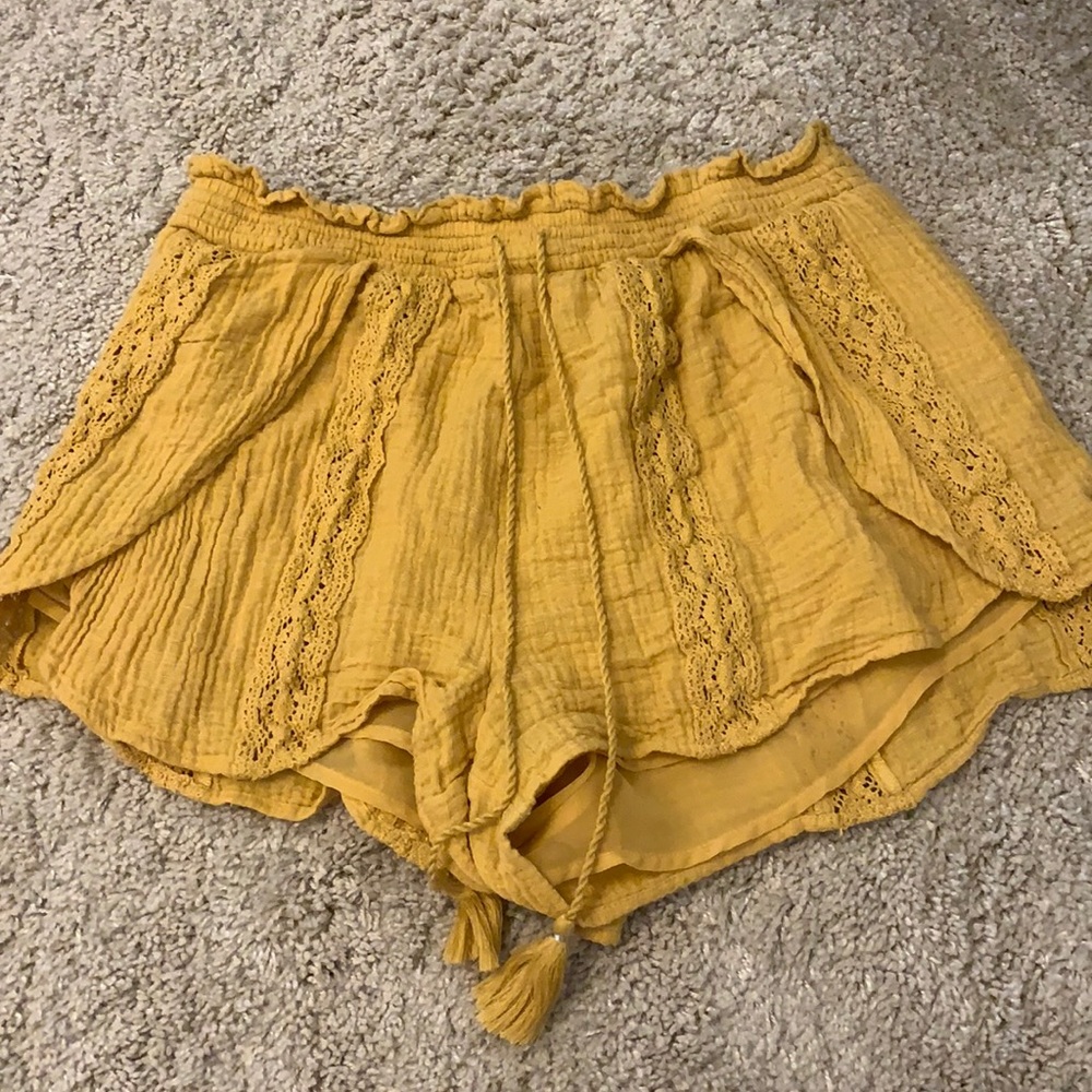 Flowy shorts